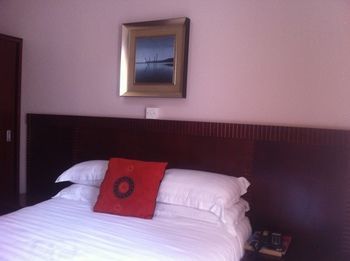 Hotel Labama Gaborone Bagian luar foto